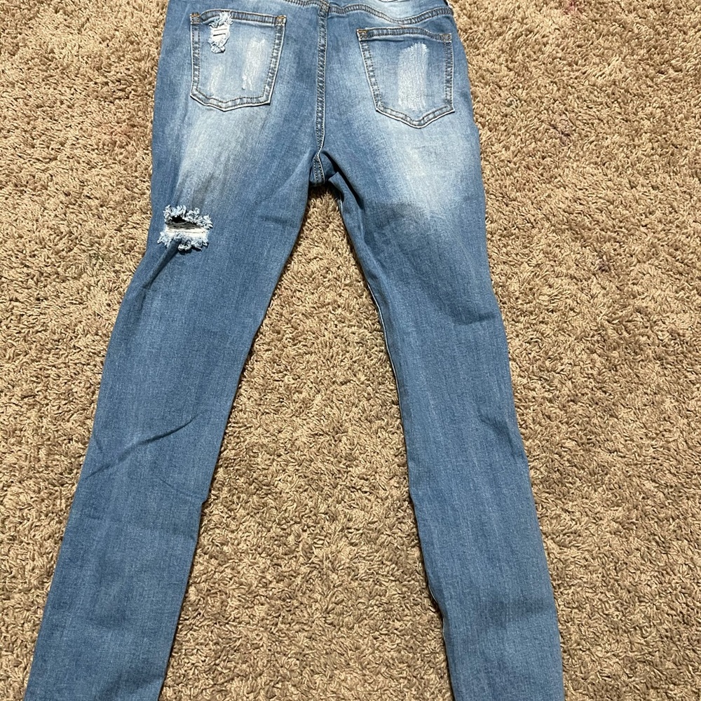 Jeans - Picture 2 of 4